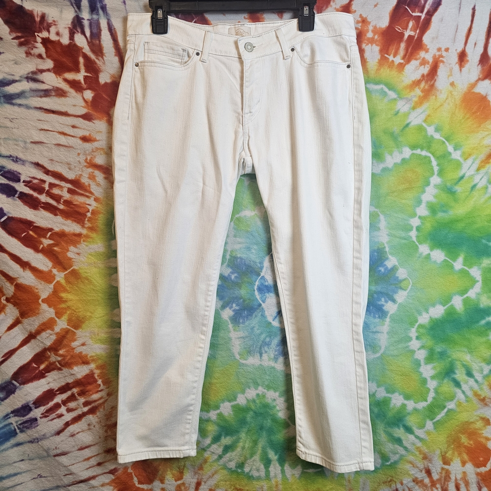 Levi's Classic White Jeans